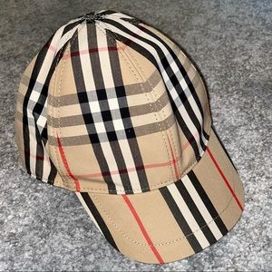 Burberry Beige Black White Red Signature Check Kids Cap